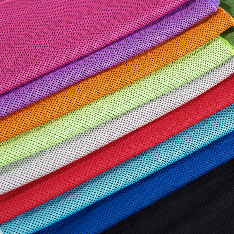 Serviette rafraîchissante en microfibre